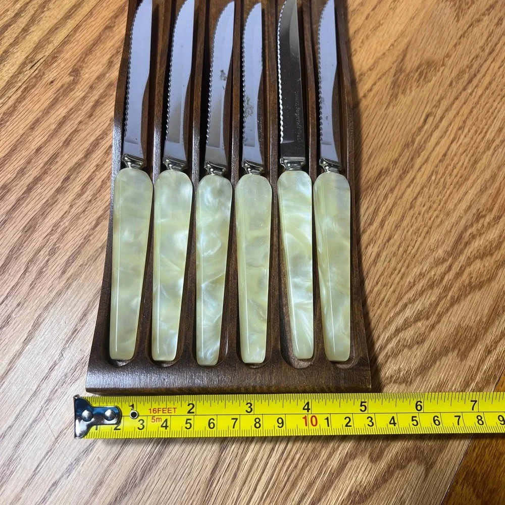 Vintage Washington Forge Town & Country Steak Knives Set 6 Wood Rack USA